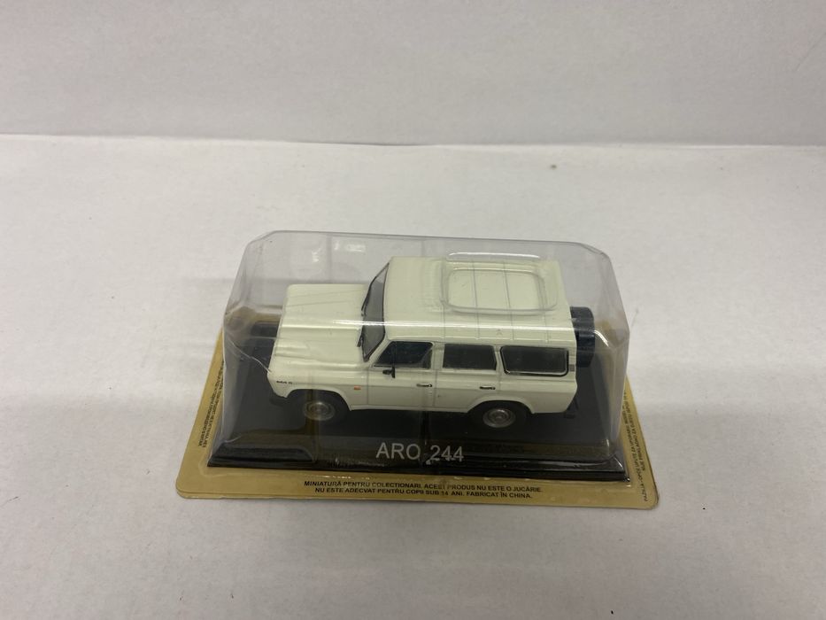 ARO 244 machetă auto de coleție scara 1:43 colectia Deagostini