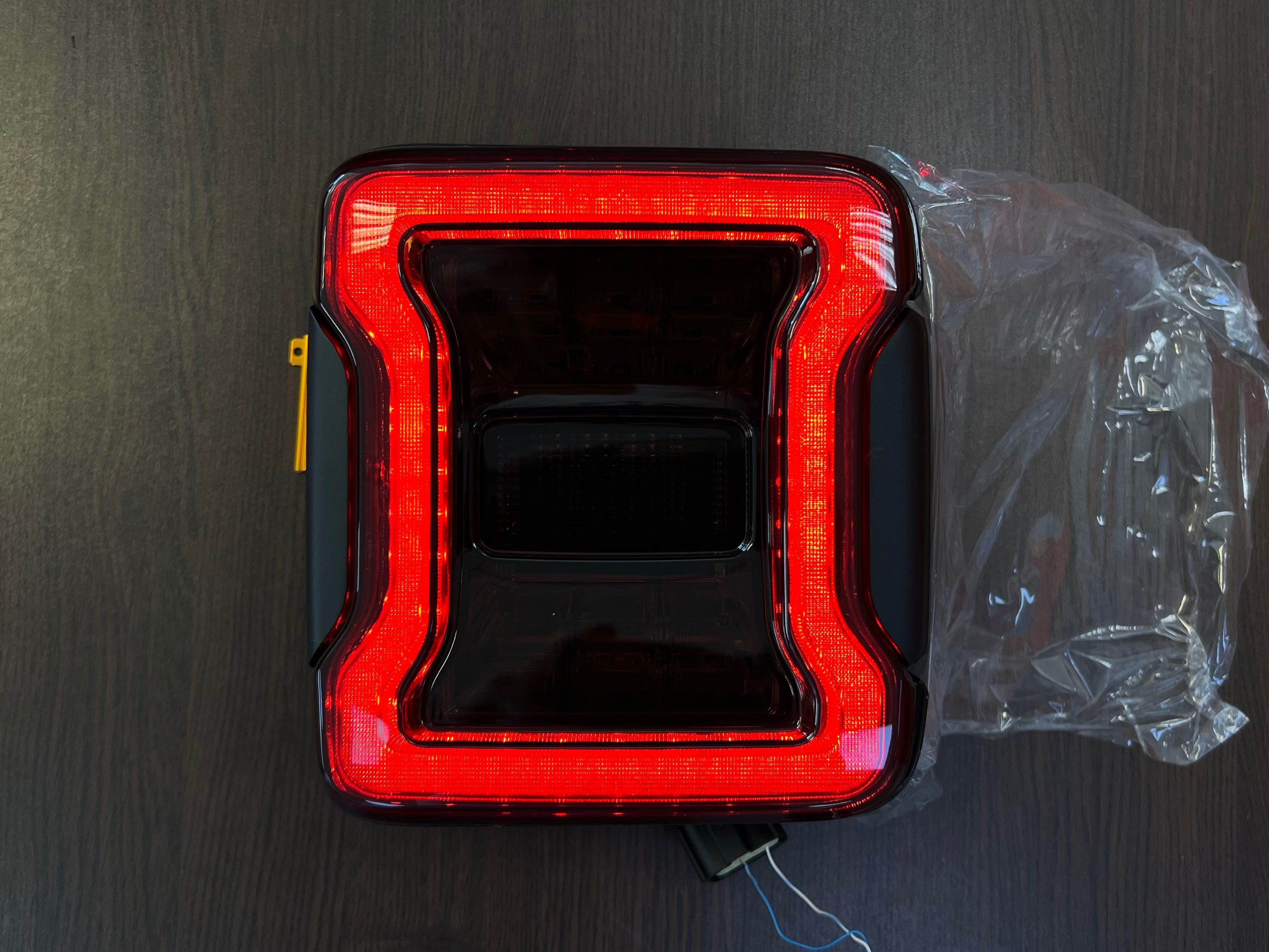Европейски LED стопове за Jeep Wrangler JL 2018 - 2024