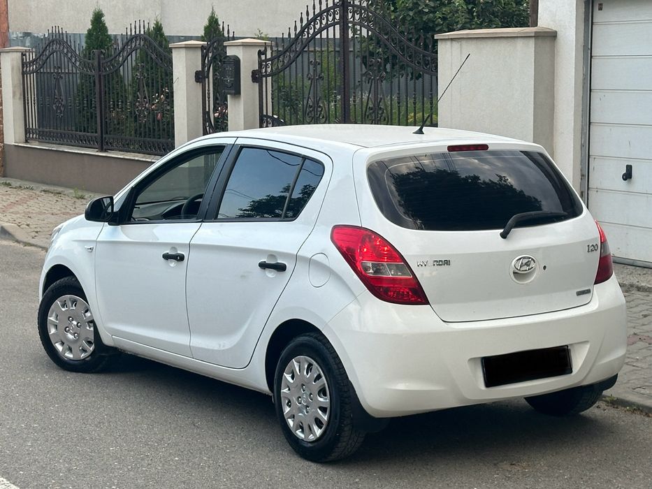 Vand/ Schimb Hyundai i20, 2012, 1.4crdi, inmatr.ro