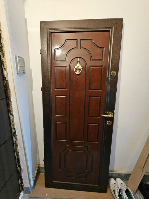 Usa metalica fara toc