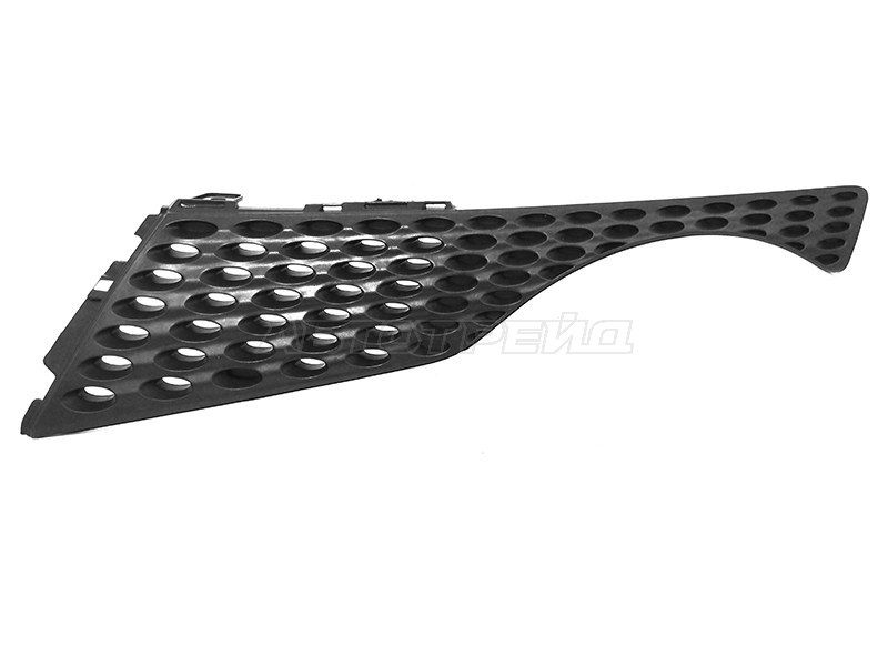 Решетка радиатора Nissan Juke