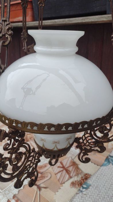 Lustra de tavan /Veche ,