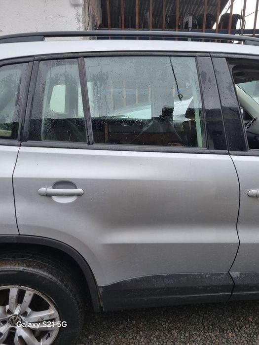 Usa Dreapta Spate Volkswagen Tiguan 5N Facelift 2011 - 2015 SUV 4 Usi Argintiu (1399)