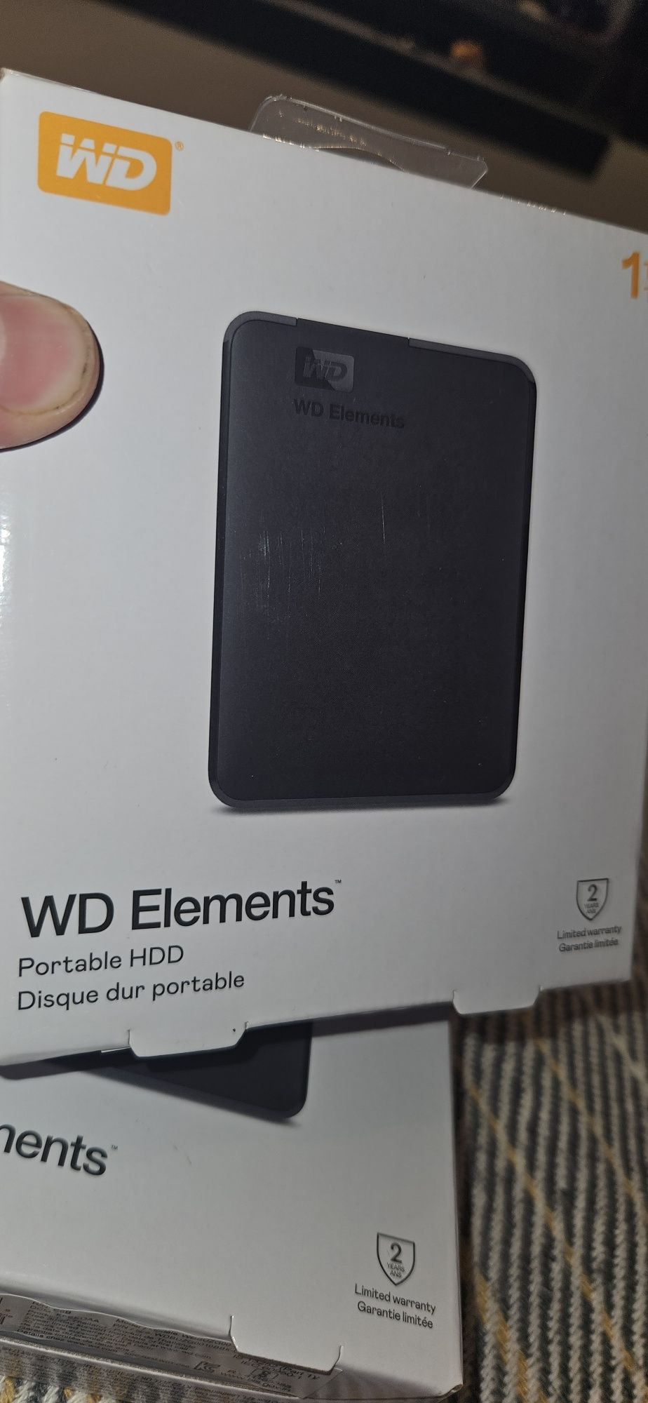 Внешний жеский диск WD Elements