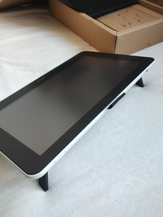 Графичен таблет Wacom One Creative Pen Display 13.3"
