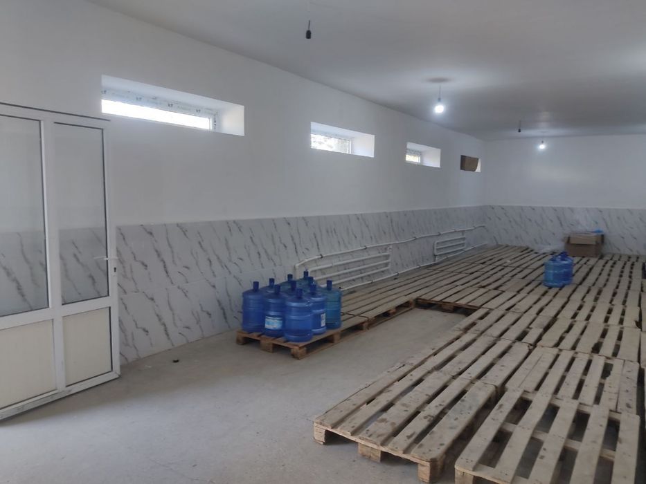 Продаётся производственная территория с 3-х этажным зданием!