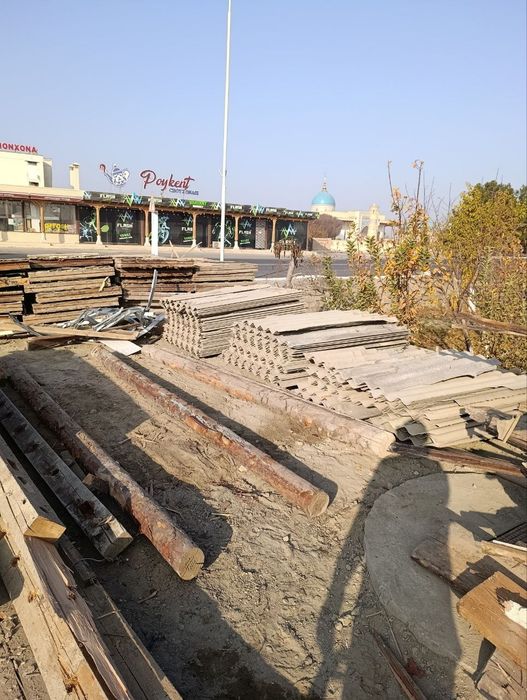 Taxta va bolorlar sotiladi