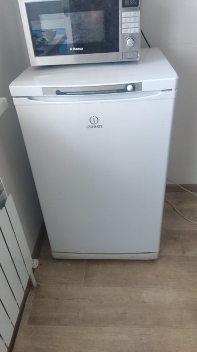 Морозилка. Продам новая