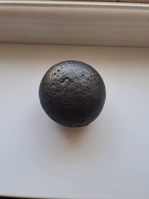 Продам коровий Безоар черный  черный яйцо