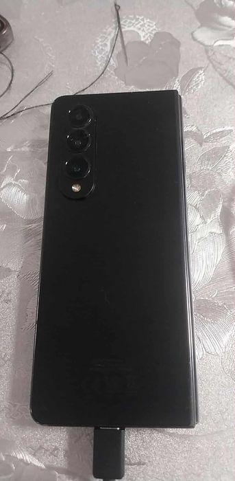 Samsung Z Fold 4