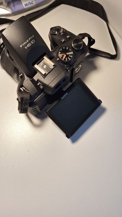 Camera fujifilm finepix hs10