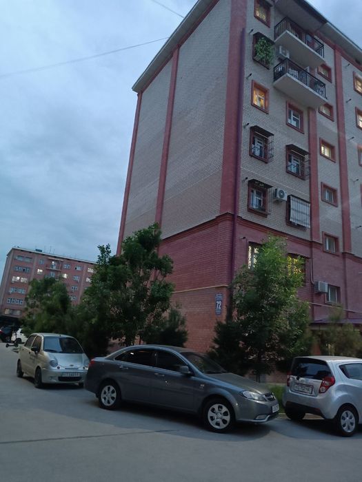 Продаётся квартира в Янгихаятском районе, дом 2020 года, 4 этаж.