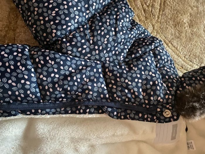 Combinezon/salopeta/costum iarna bebe 9-12 luni