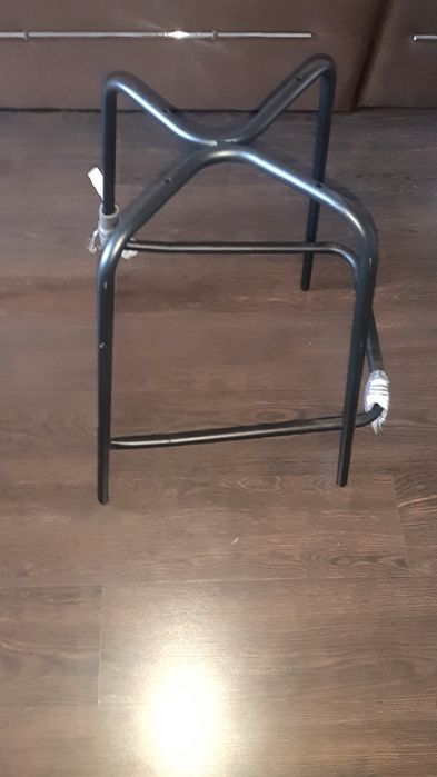 Продам барные стулья без сидения за 3500 тенге за штуку