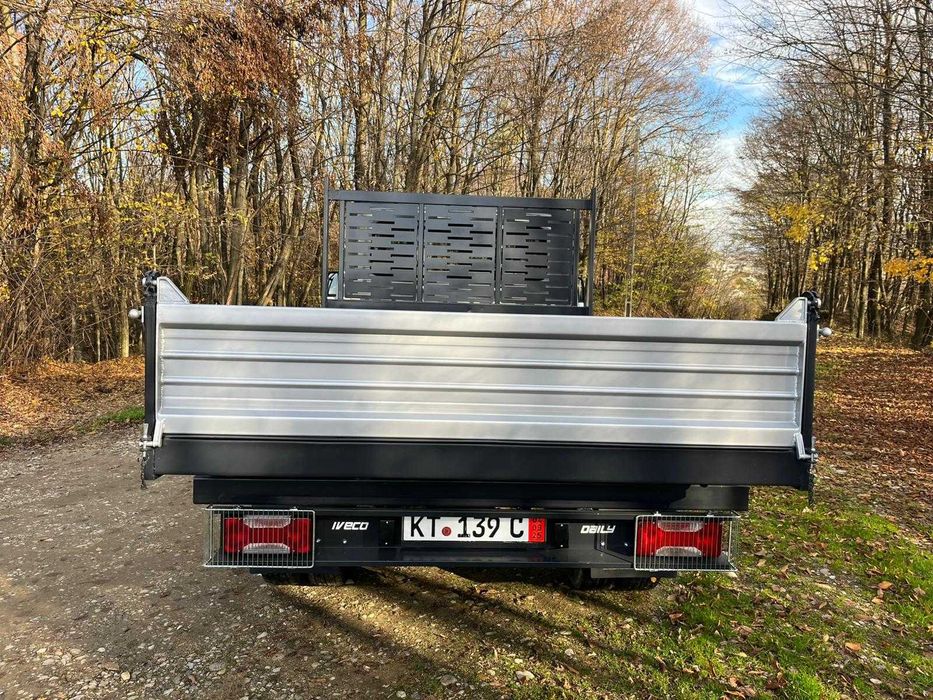 Iveco Daily 35C15, an fabricatie 2007, basculabil pe trei parti