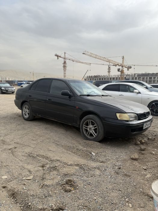 Срочно Продам Тайоту carinu Е