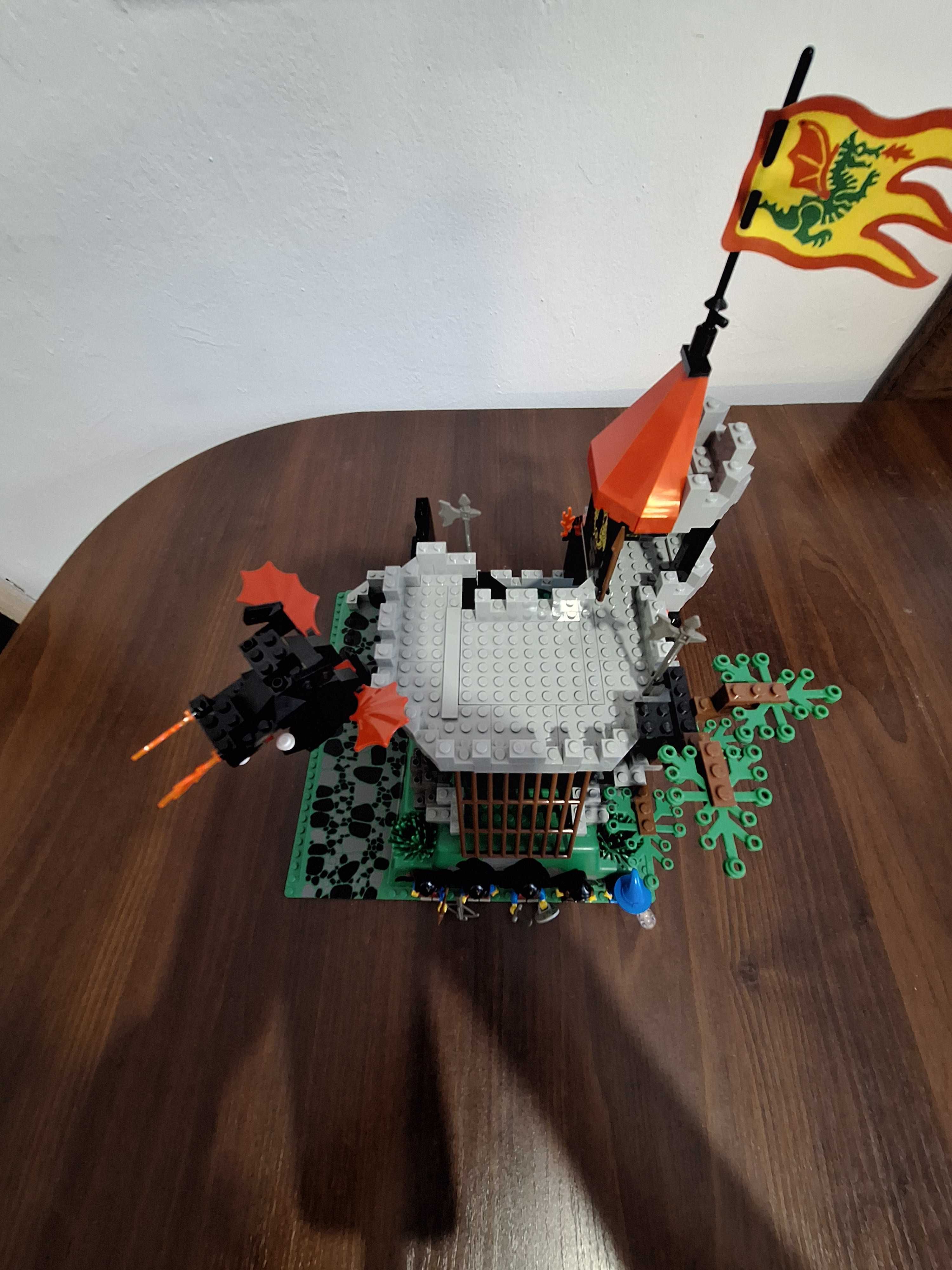 Lego 6082: Fire Breathing Fortress