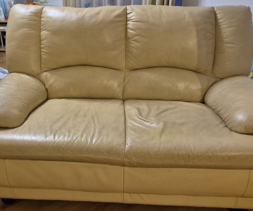 Set canapea si fotolii de piele Mobexpert cu spate integral acoperit