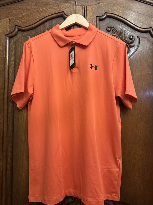 Under armour тениски и екип на Adidas