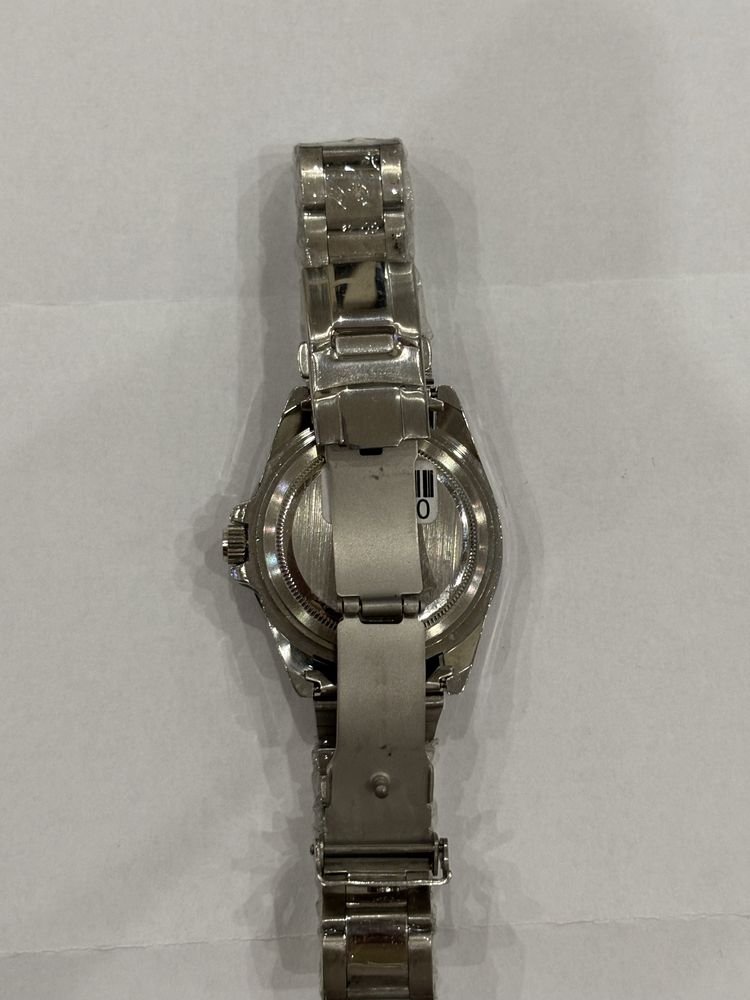 Часовник Rolex-submariner