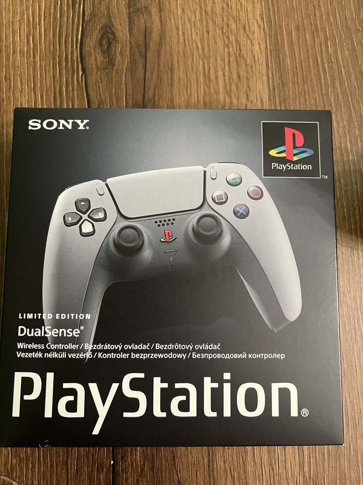 НОВ! Безжичен контролер DualSense - 30th Anniversary, Limited Edition