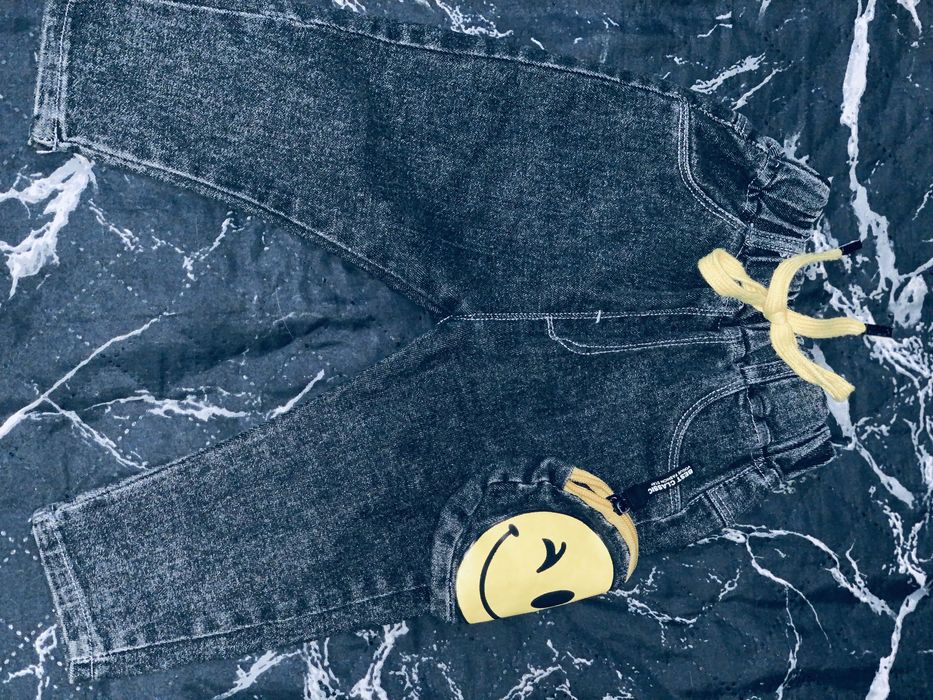 Джинсы детские на девочку