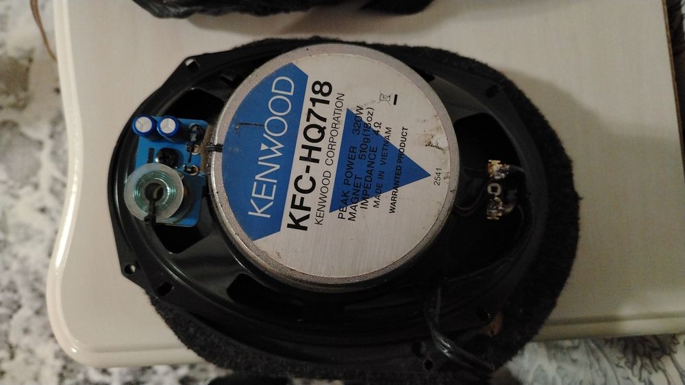 Кенвуд колонка сотилади