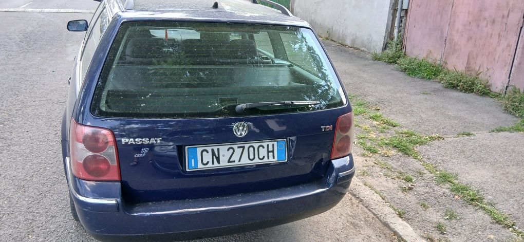 Vând vw pasat 1,9 tdi