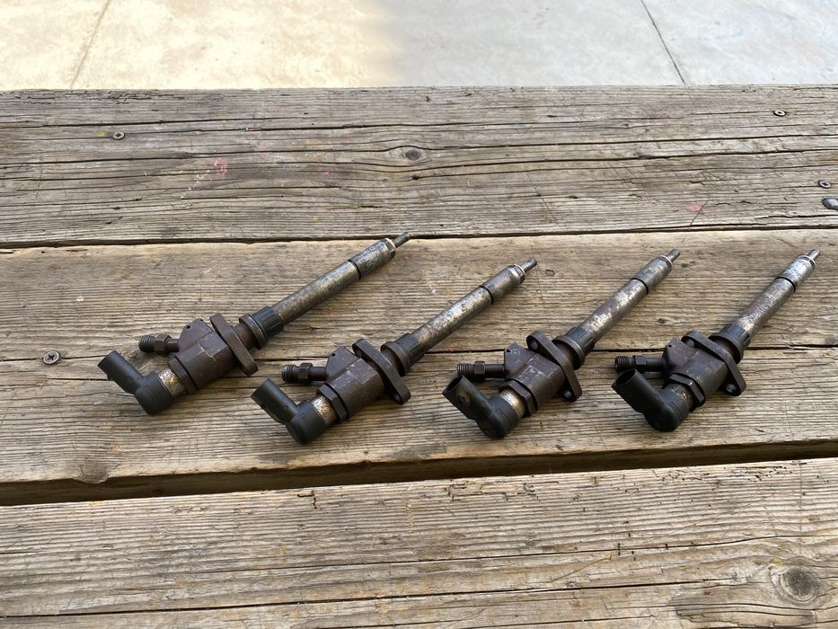 Injectoare ford  mondeo , c max  2.0 tdci