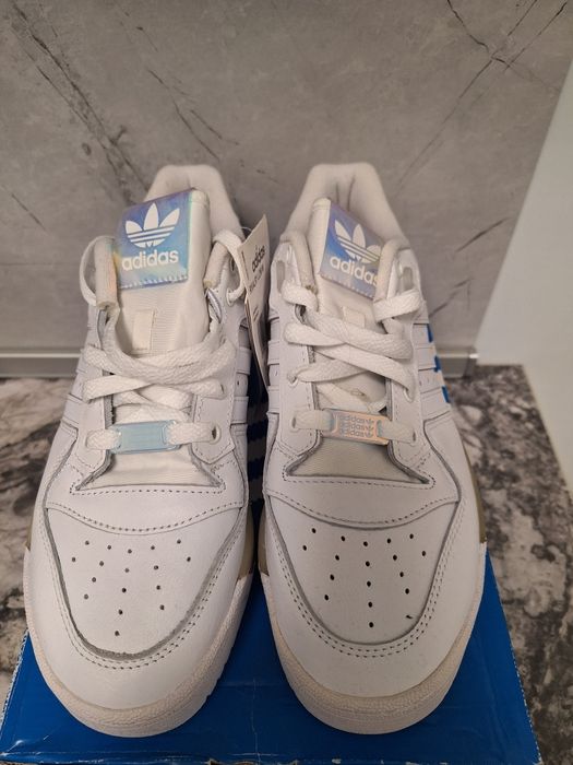 Adidas rivalry low w 40 и  40 2/3  номер