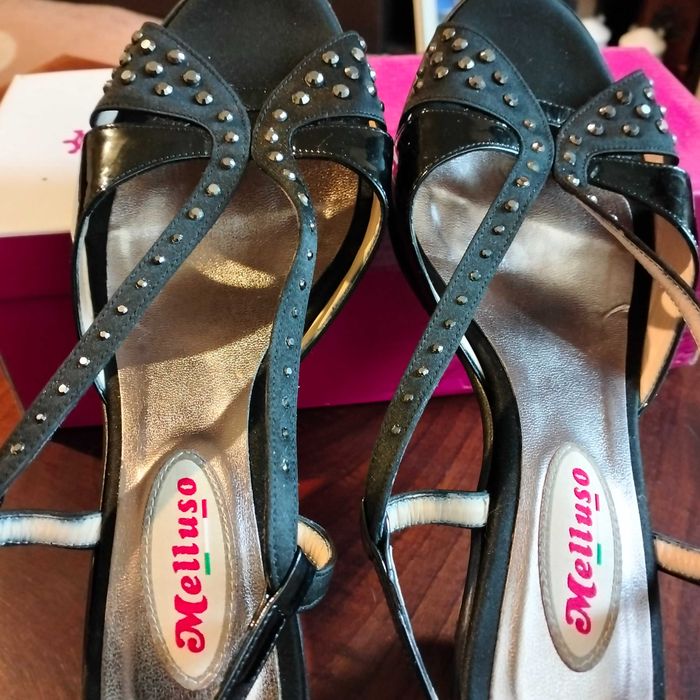 Sanda elegantă de damă marca Melluso