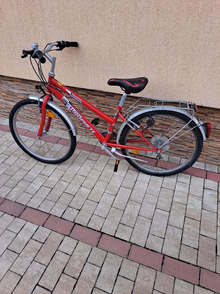 Biciclete / triciclete copii ( fete băieți 3-12)ani( damă)(roți pe 14,