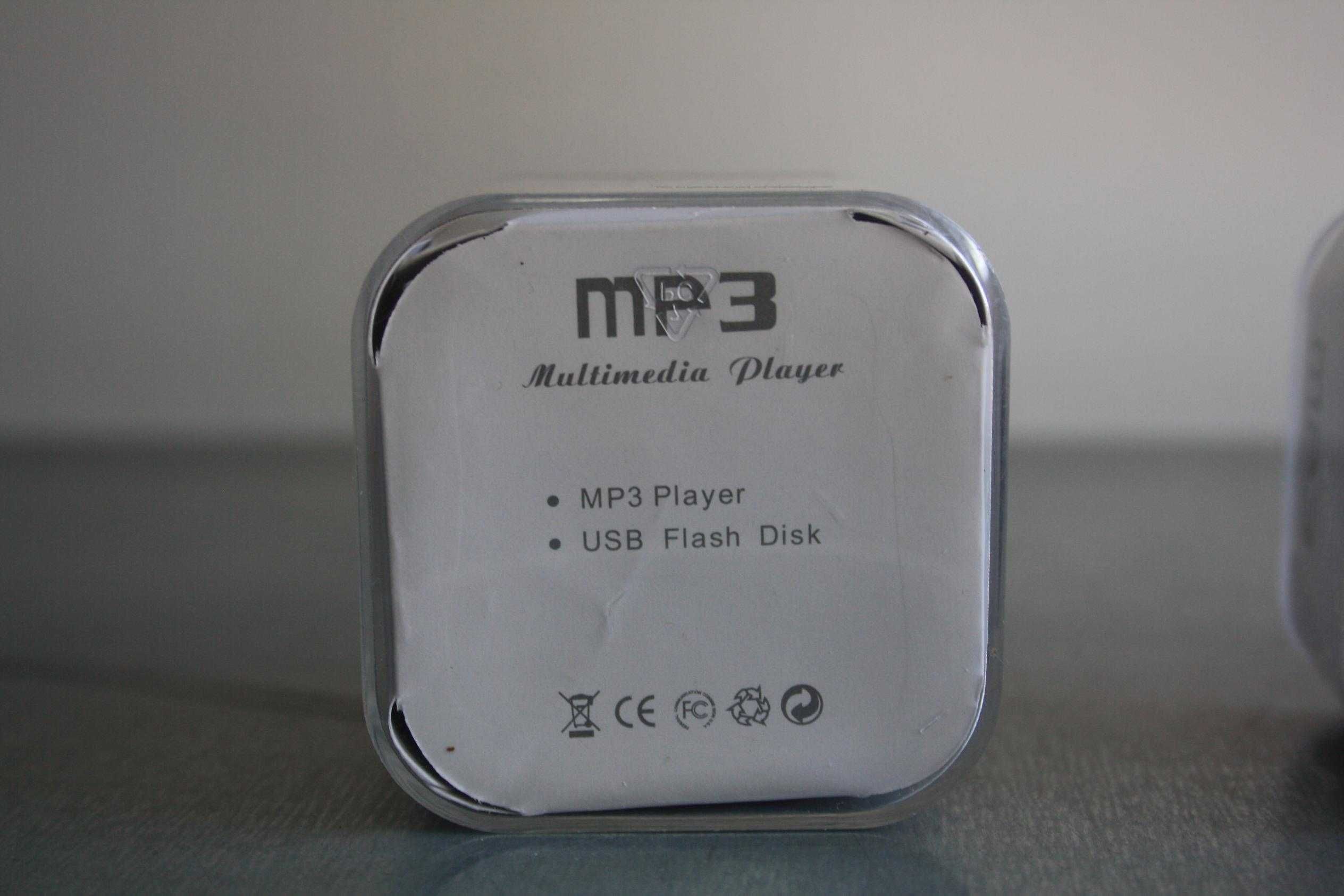 MP3 Player mini MP002 - Мп3 плеър мини със слот за карта и дисплей