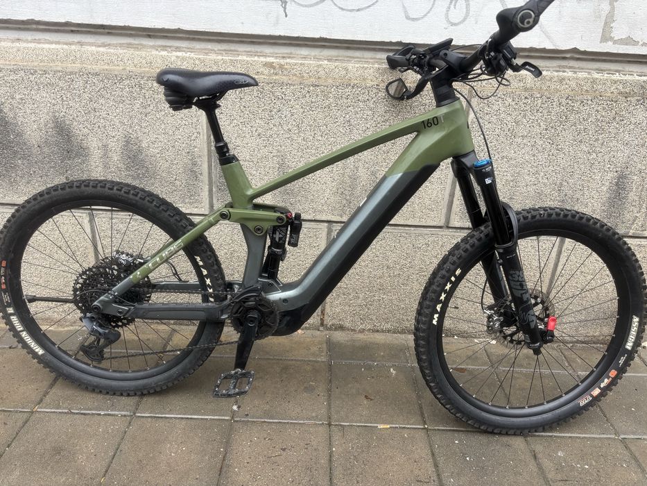 Електрически карбонов велосипед Cube Stereo TM 27.5 цола