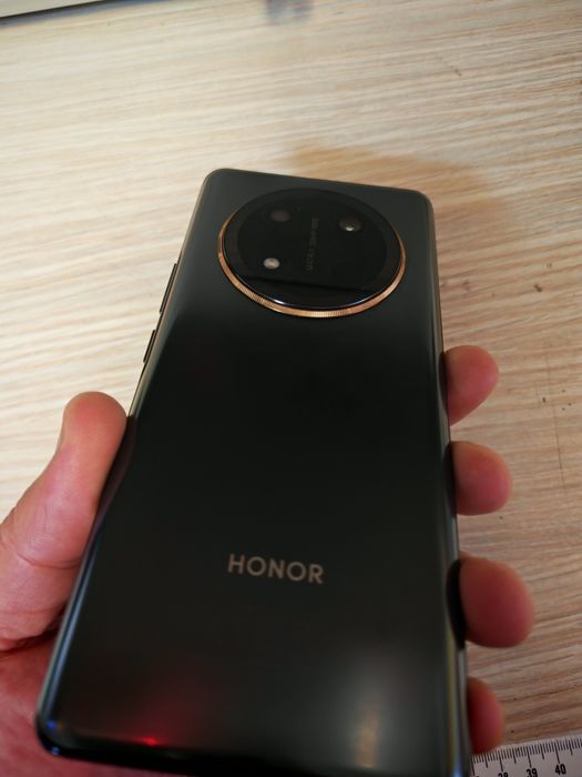 Vând Honor Magic 7 lite