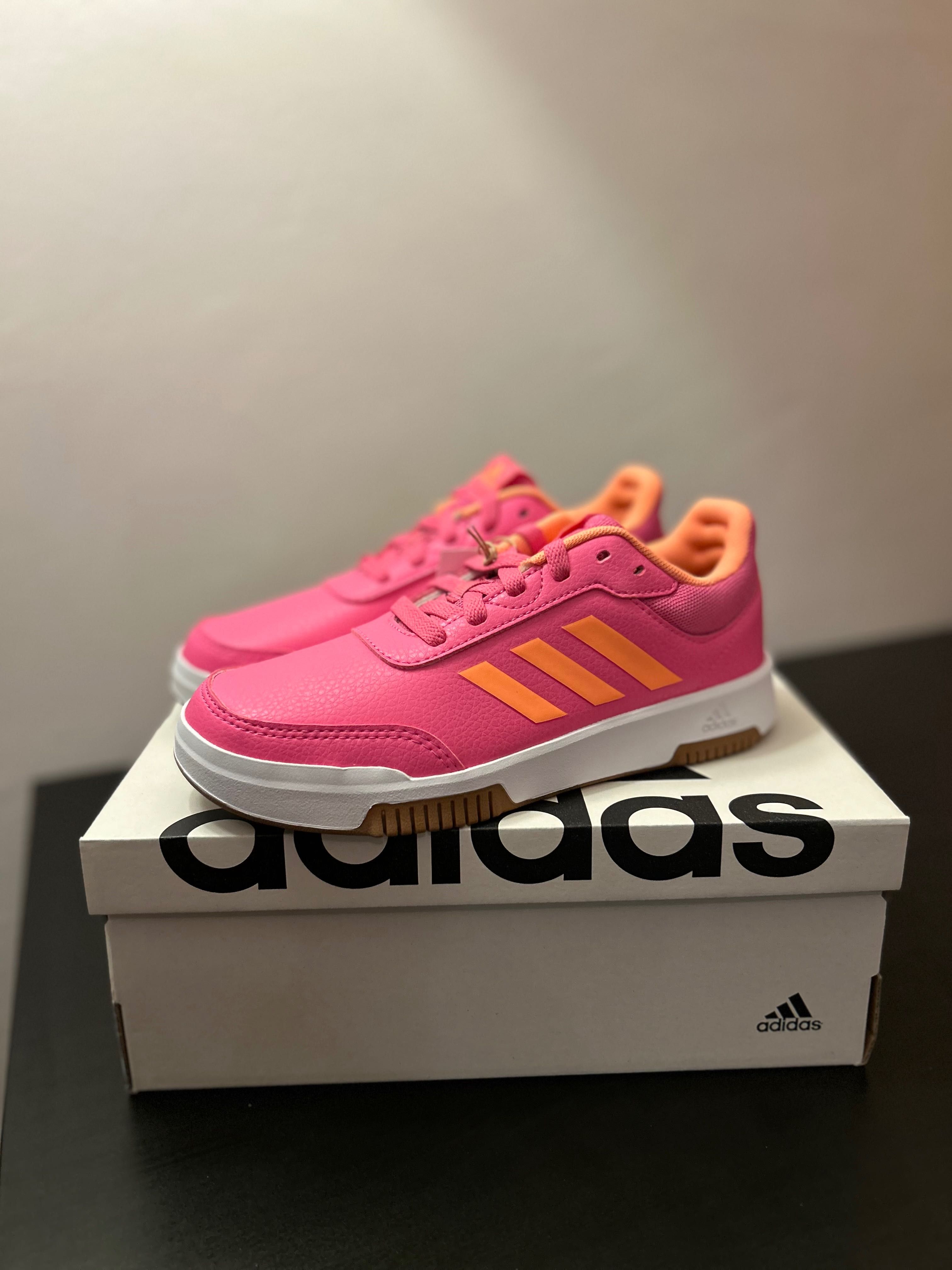 Розови маратонки Adidas