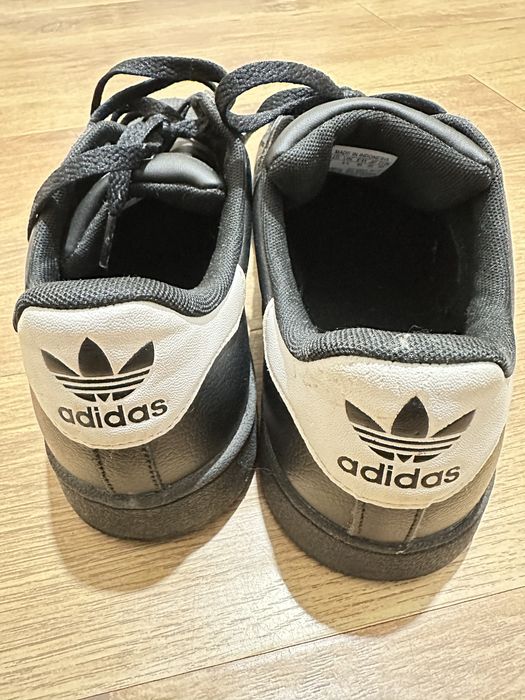 Adidas Superstar