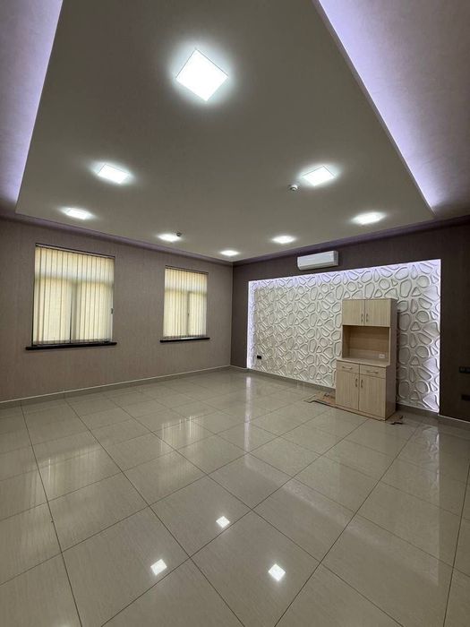 Сдаются офис, м. Ойбек, 530 м2