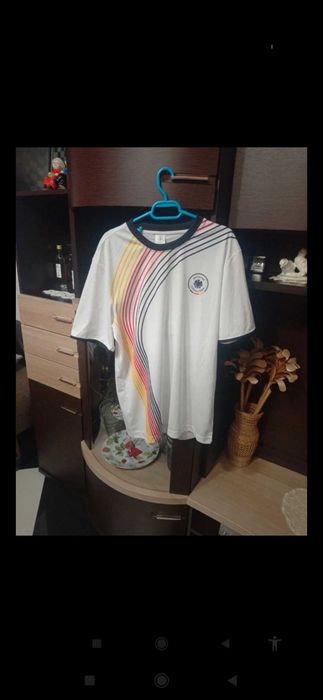 5 Tricouri de Fotbal