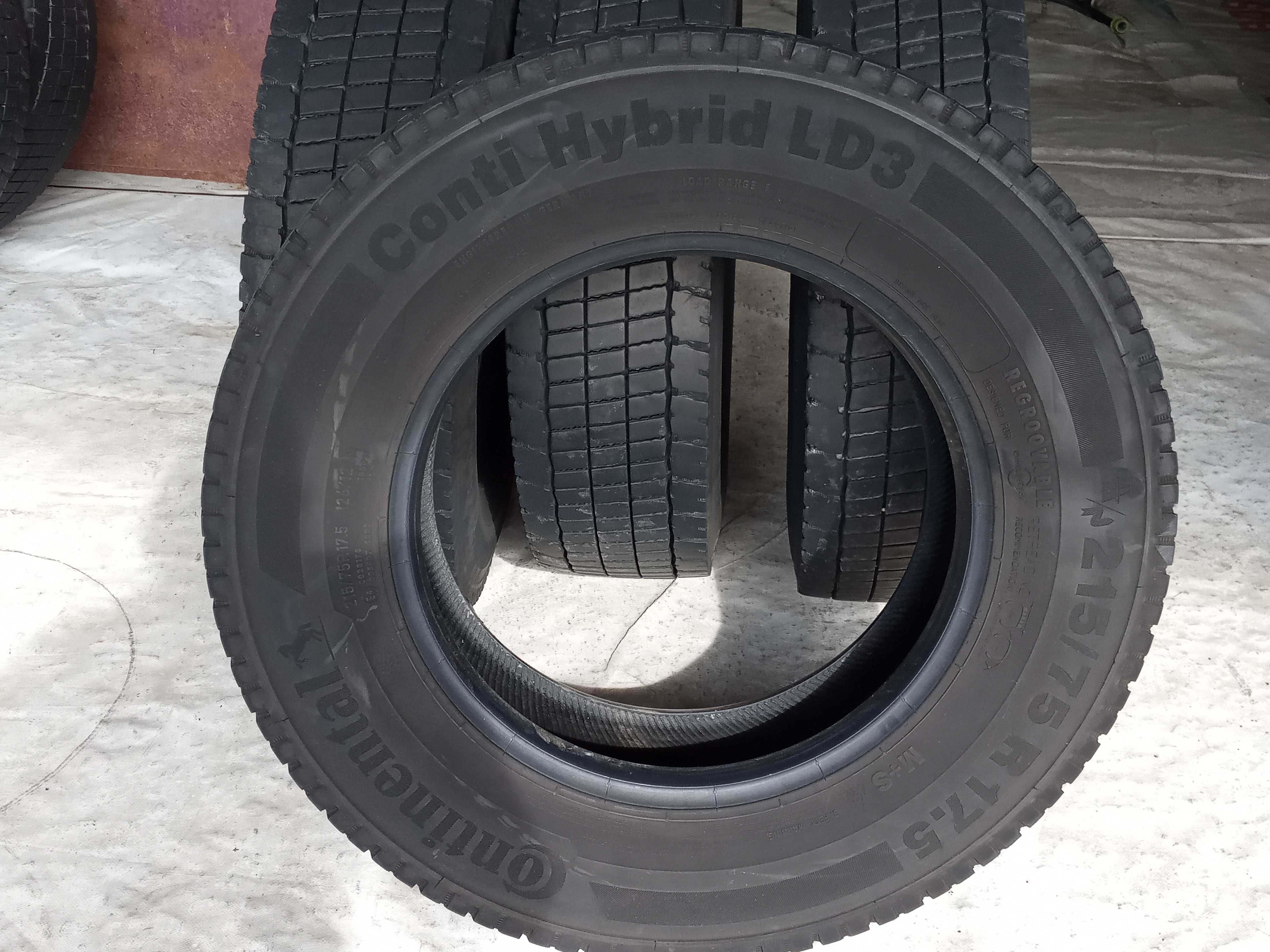 4 тежкотоварни гуми 215/75R17.5 Continental Hybrid LD3 126/124M 12PR