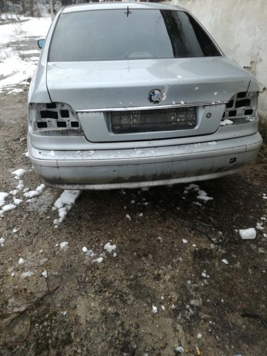 BMW e39 520 на части