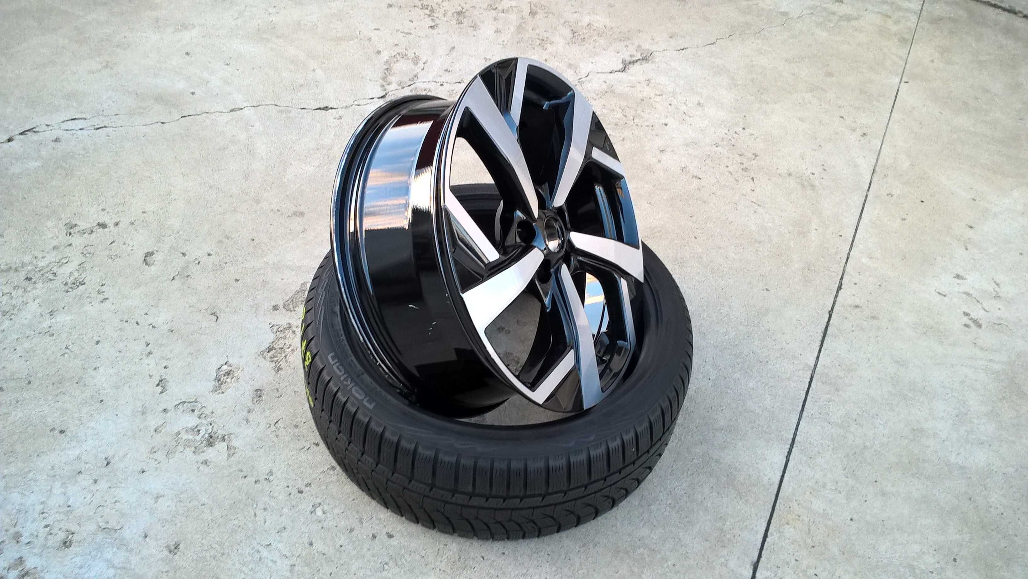 O janta 19 toli originala nissan 19 x 7j et 40