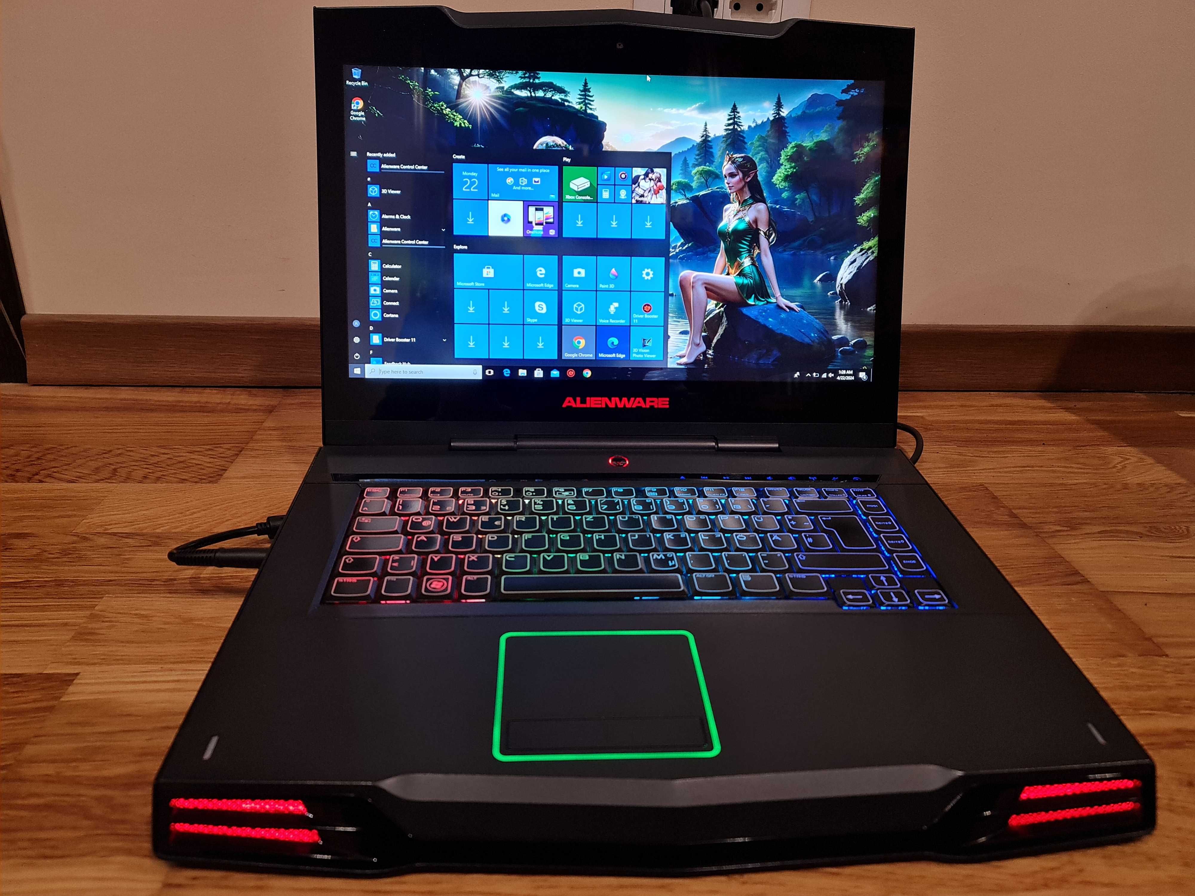 Laptop gaming ALIENWARE 17" ,intel core i7-quad core, video nvidia