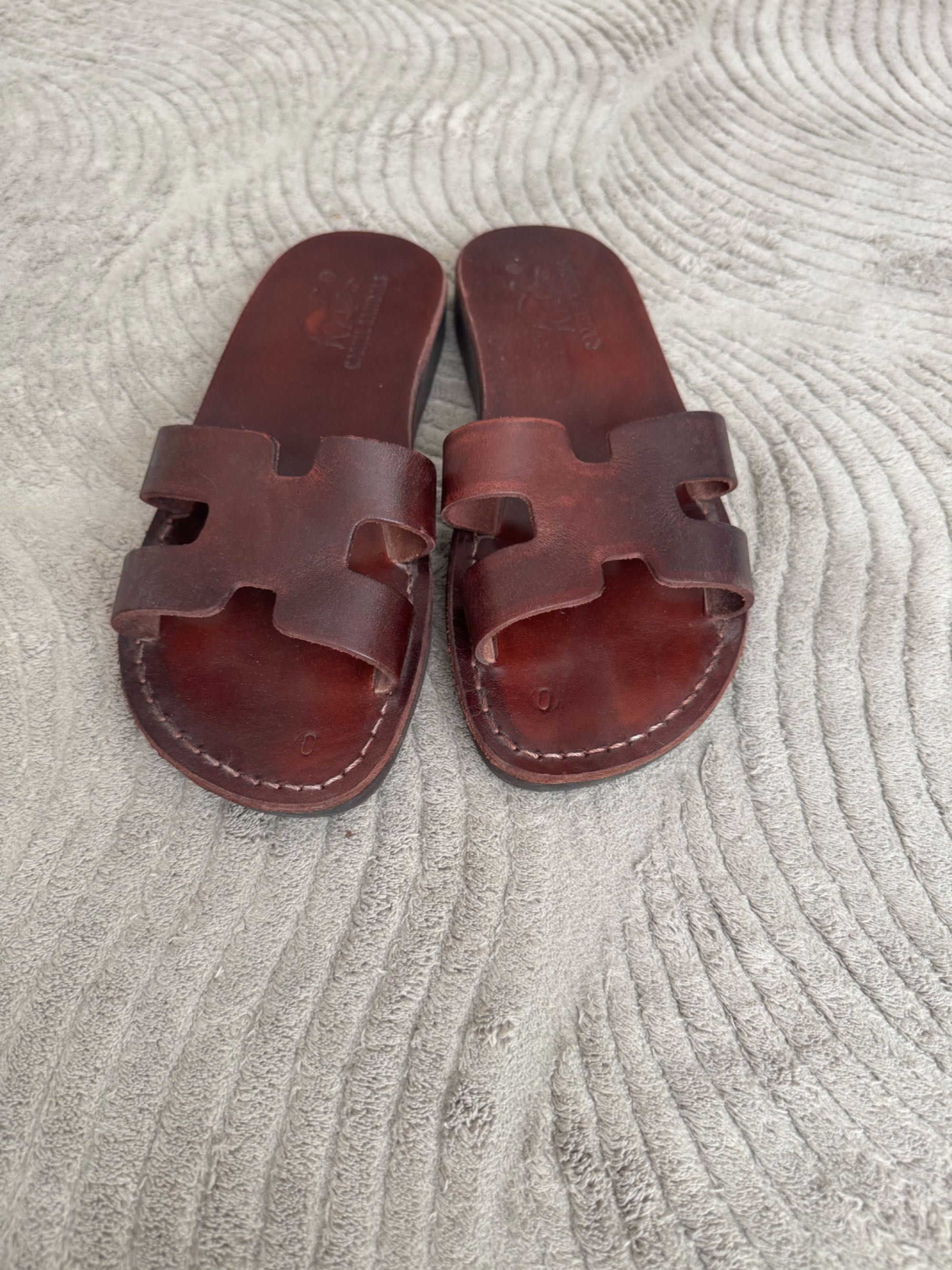 Slapi papuci piele 40