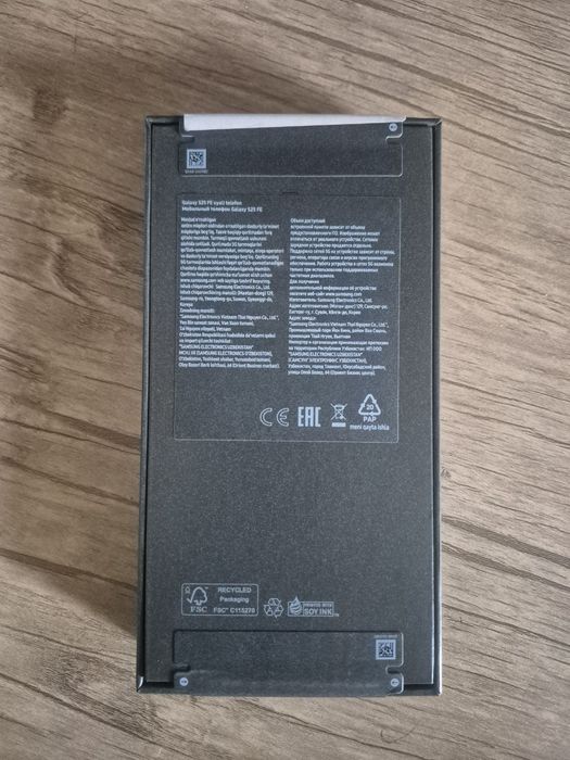 Срочно продам Samsung galaxy  S25 FE 8/256   Новый Запечатанный
