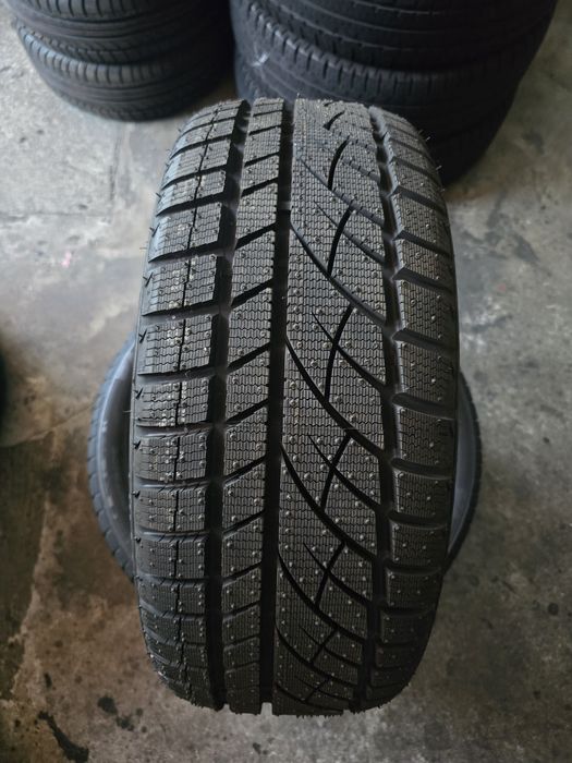 Evergreen 215/45 R17 87H MS iarnă NOI