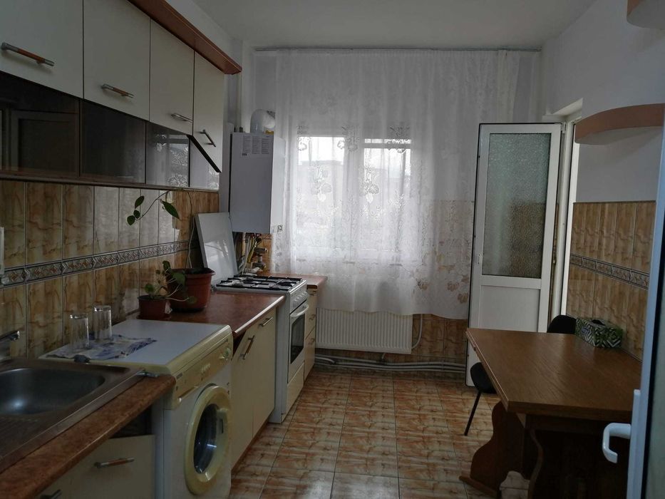 Apartament 2 camere decomandate