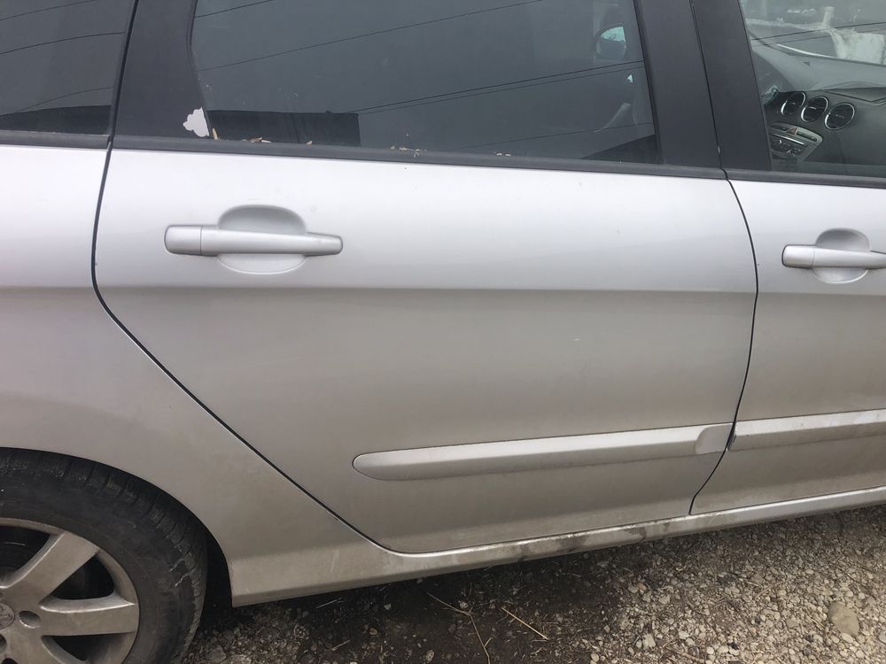 Usa portiera Dreapta fata spate stanga Peugeot 308 2010 SW ARGINTIU