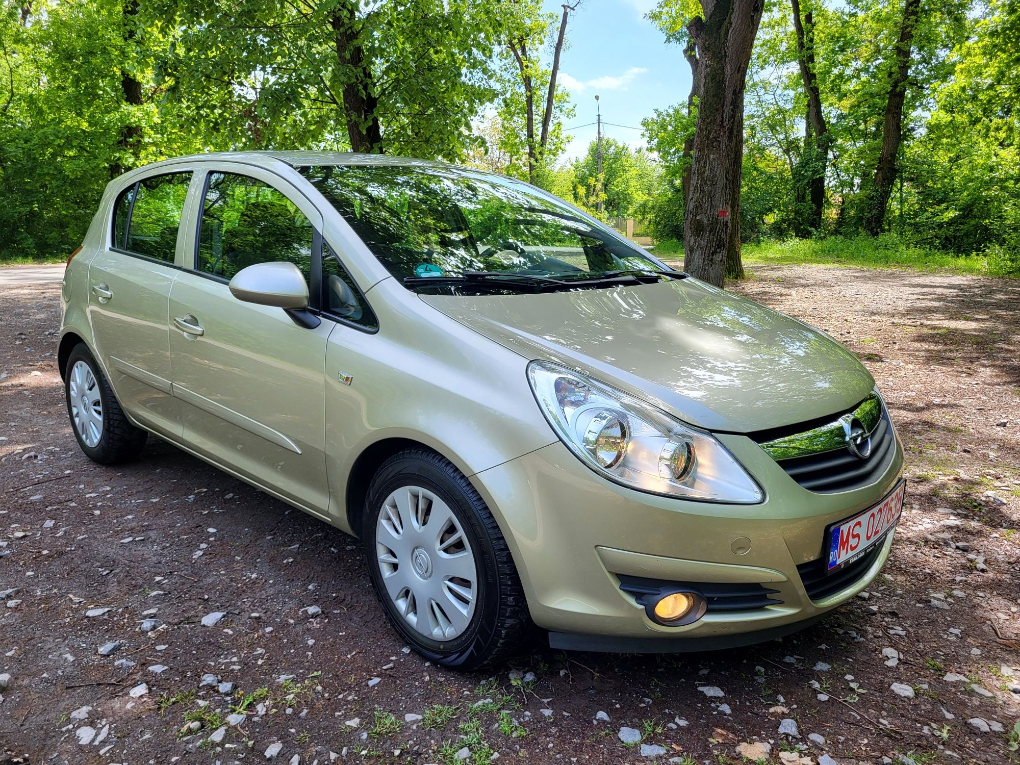 Opel Corsa-D Impecabila