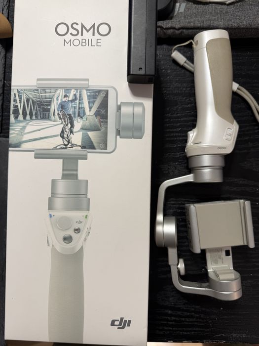 DJI Osmo Mobile – stabilizator gimbal pentru telefon